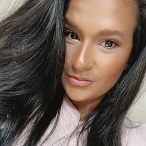 Meet your Posher, Bernice